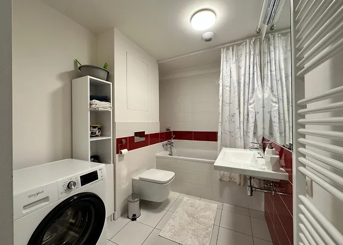 2 In 1 Building 아파트 *