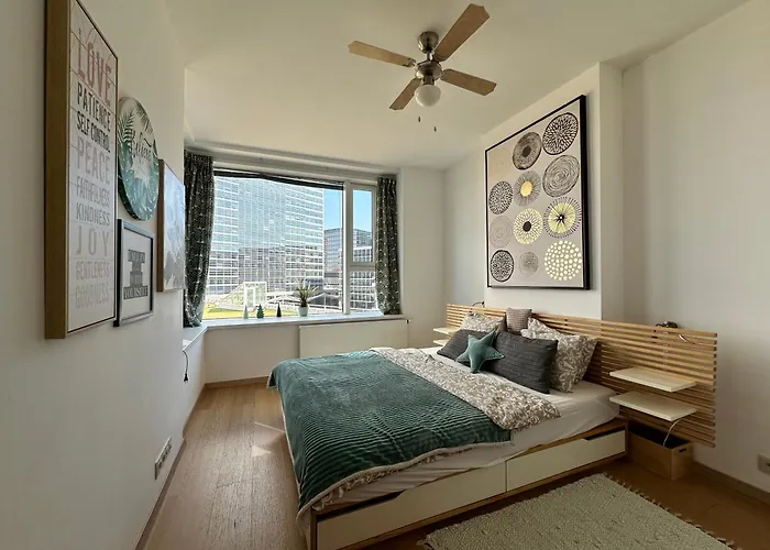 2 In 1 Building 브라티슬라바