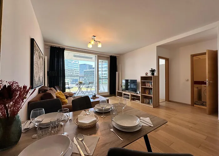 2 In 1 Building * 브라티슬라바